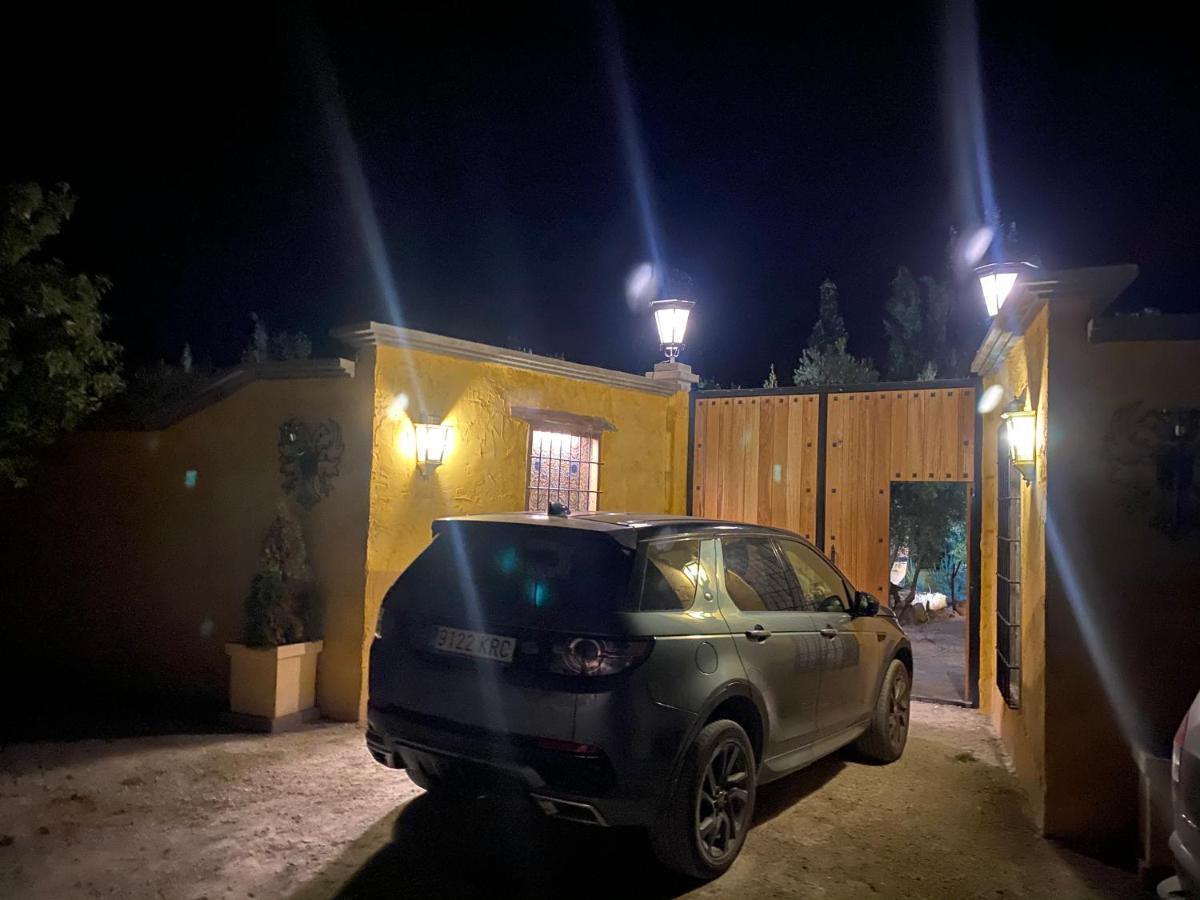 Cortijo Bustamante Guest House Baza Luaran gambar