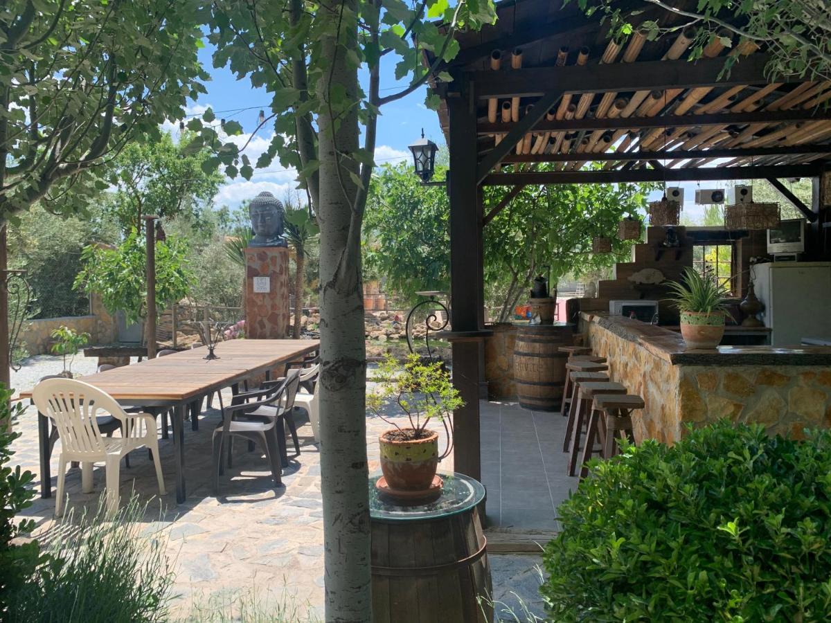 Cortijo Bustamante Guest House Baza Luaran gambar