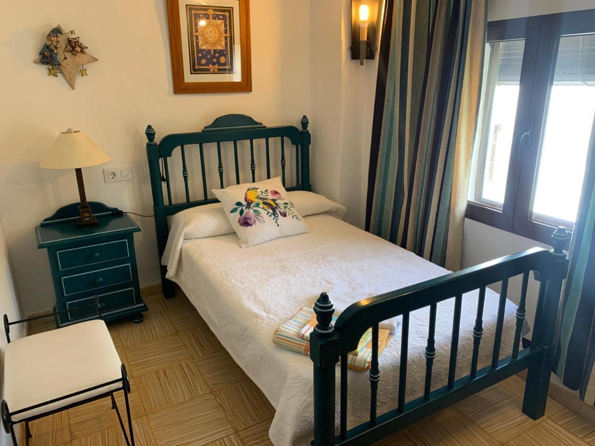 Cortijo Bustamante Guest House Baza Luaran gambar