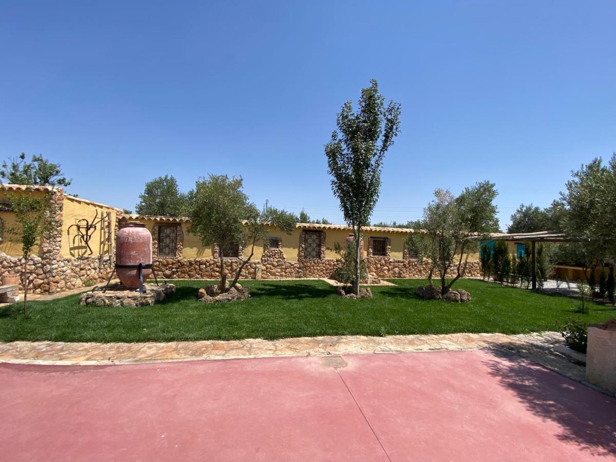 Cortijo Bustamante Guest House Baza Luaran gambar