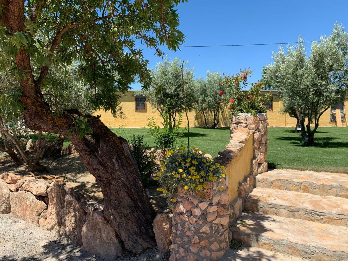 Cortijo Bustamante Guest House Baza Luaran gambar