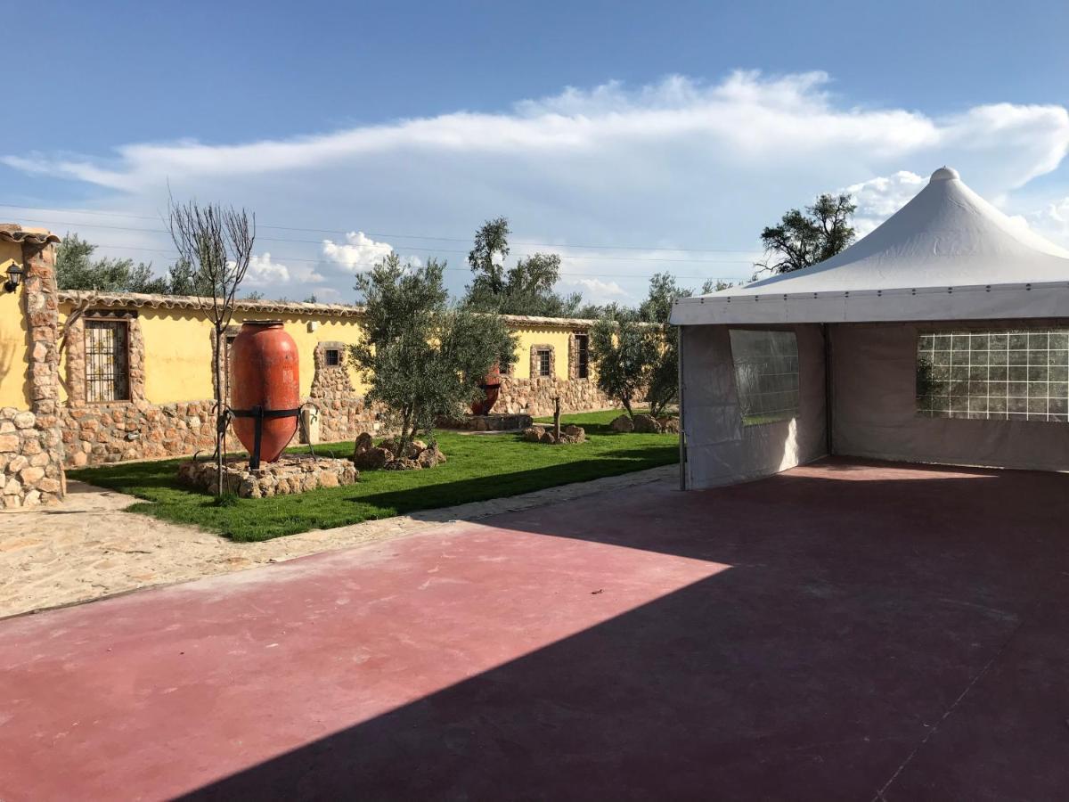 Cortijo Bustamante Guest House Baza Luaran gambar