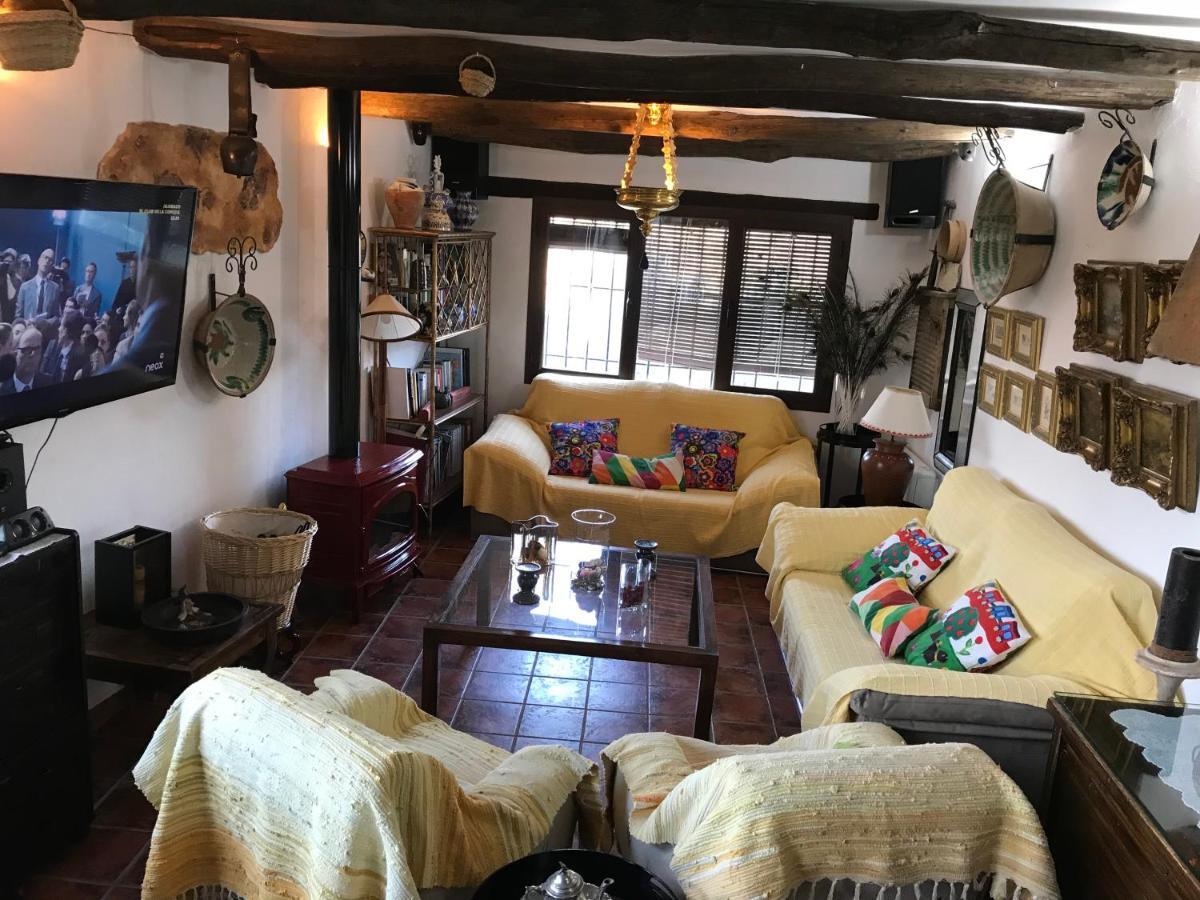 Cortijo Bustamante Guest House Baza Luaran gambar